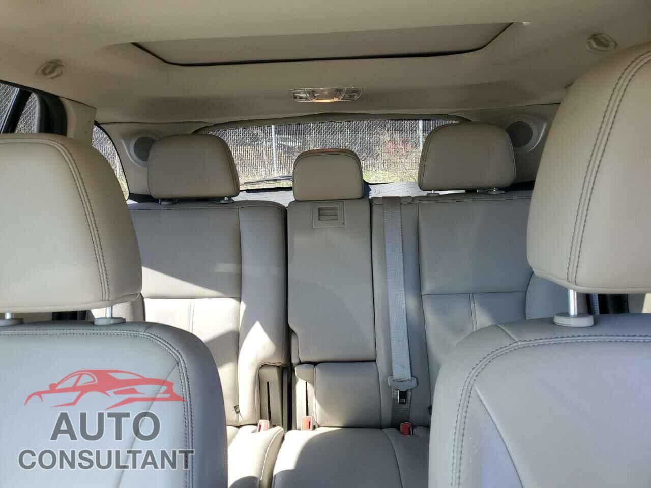 FORD EDGE 2011 - 2FMDK3KC8BBB02552