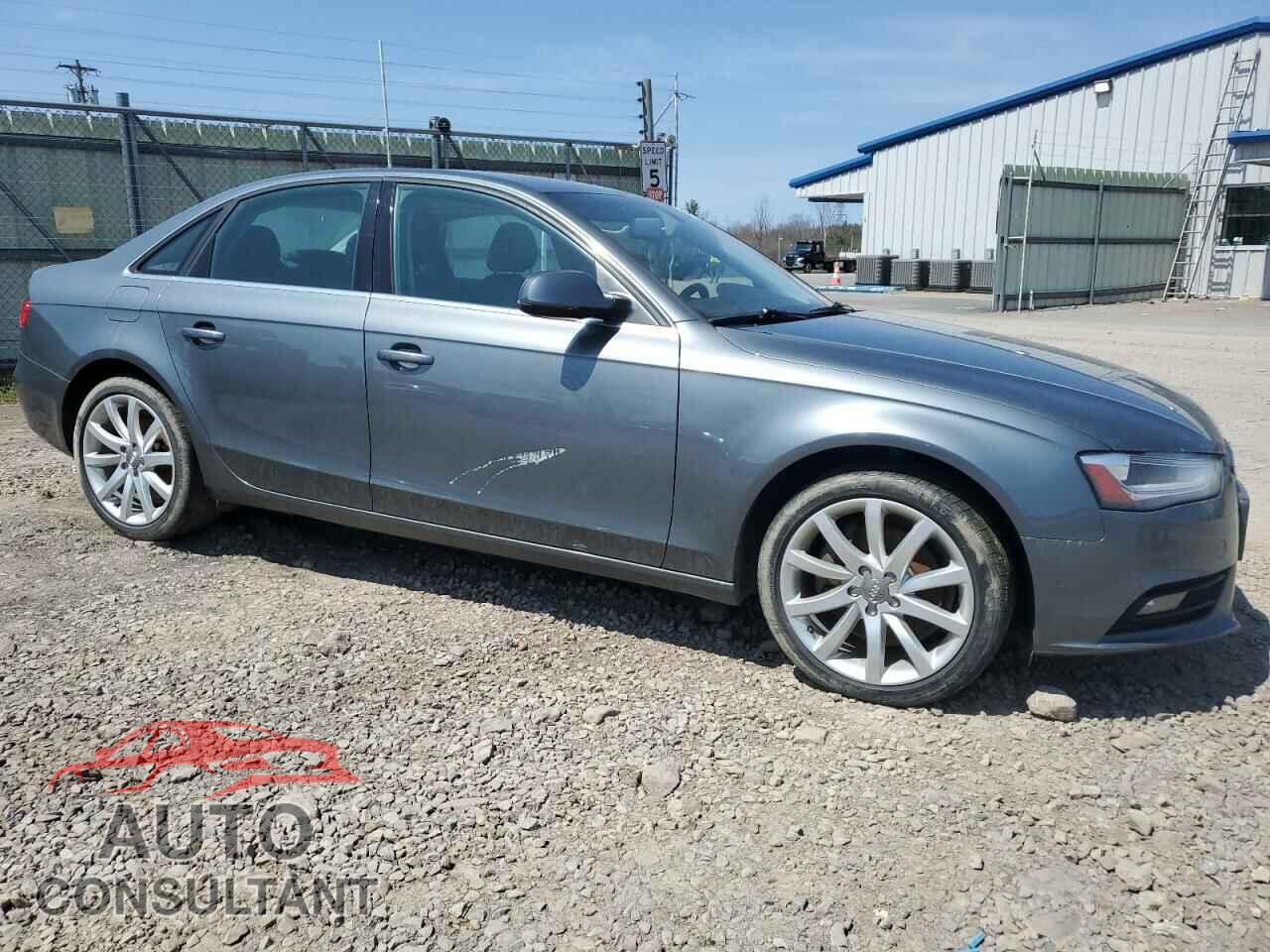 AUDI A4 2013 - WAUFFAFL2DN038206