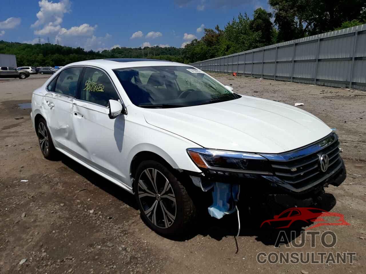 VOLKSWAGEN PASSAT 2021 - 1VWSA7A30MC018779