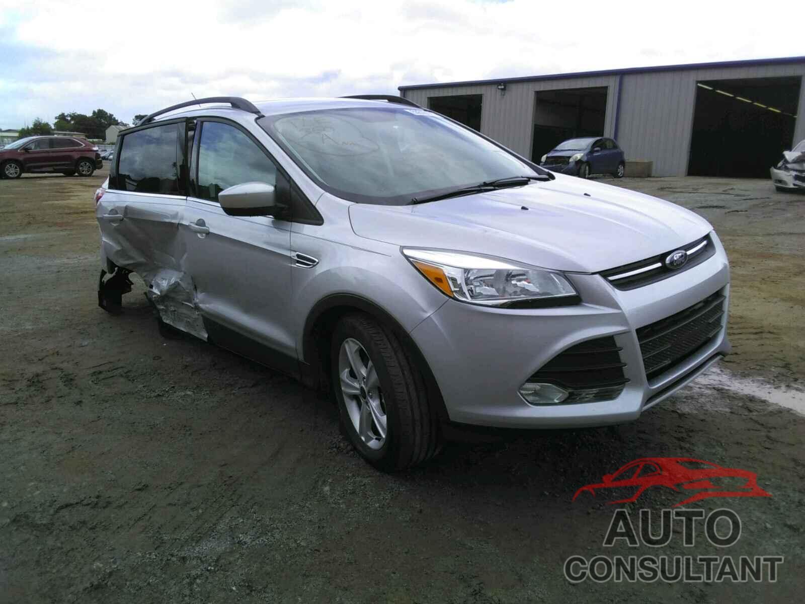 FORD ESCAPE 2016 - 1FMCU0G92GUC24570