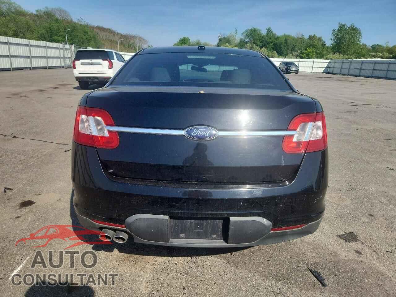 FORD TAURUS 2010 - 1FAHP2DW5AG104006
