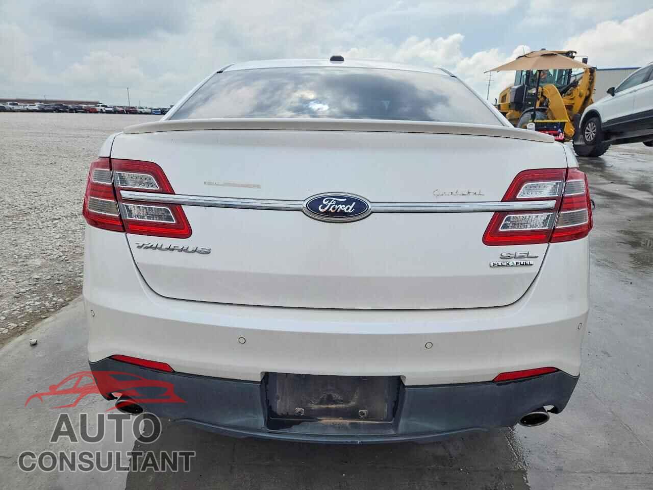 FORD TAURUS 2013 - 1FAHP2E87DG167080