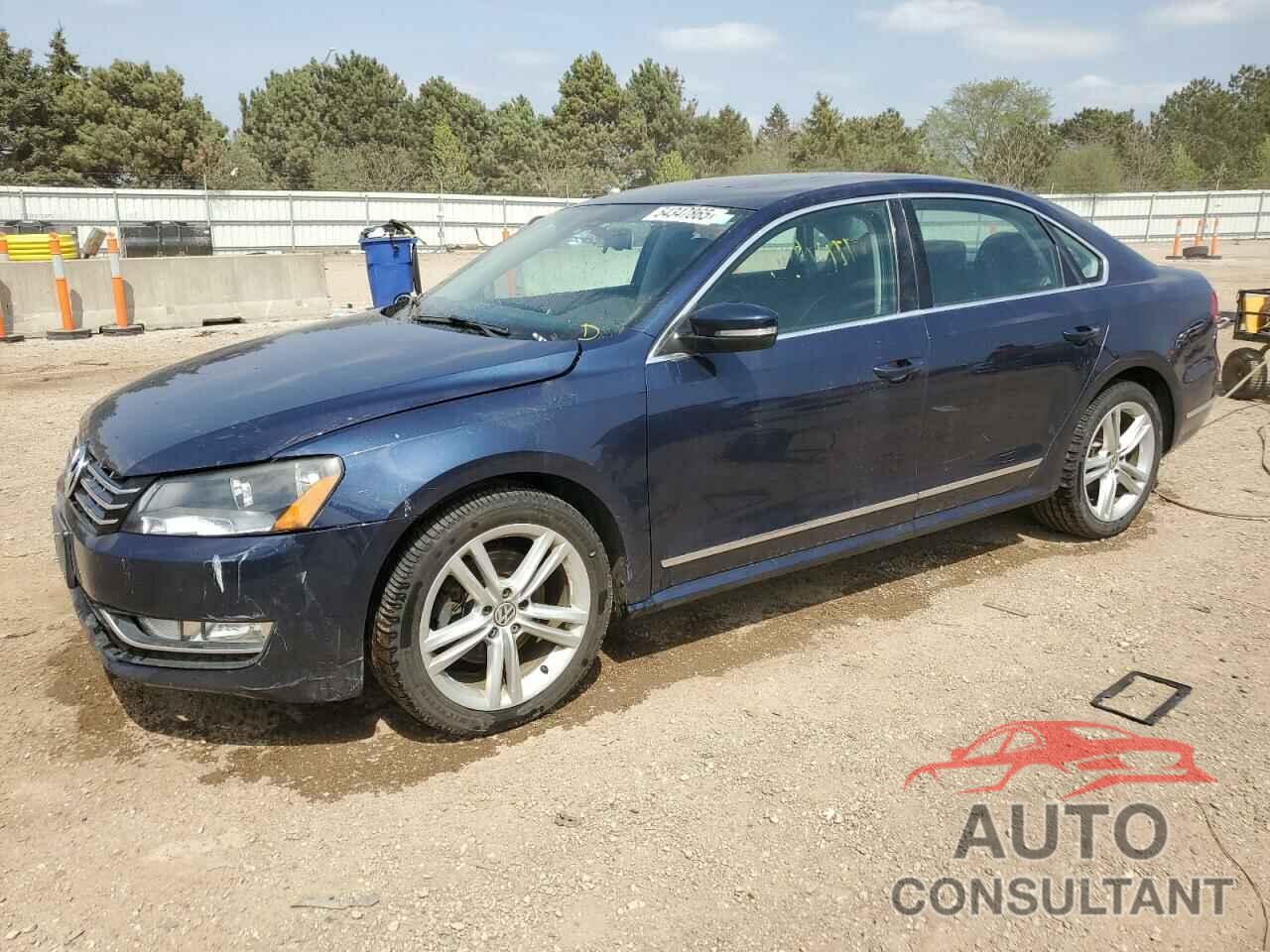 VOLKSWAGEN PASSAT 2015 - 1VWCV7A39FC107083