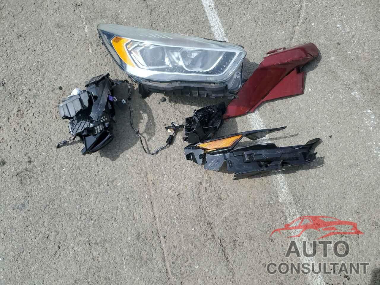 FORD ESCAPE 2017 - 1FMCU9JD9HUD38486