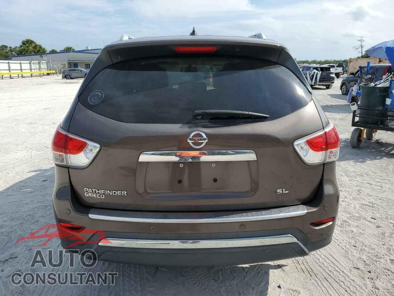NISSAN PATHFINDER 2015 - 5N1AR2MN0FC603321