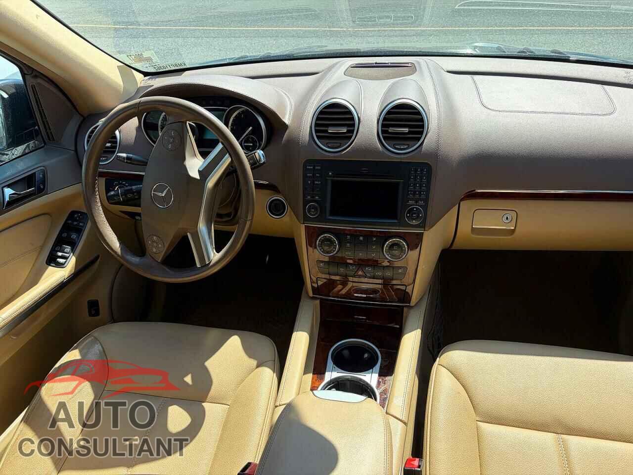 MERCEDES-BENZ GL-CLASS 2011 - 4JGBF2FE0BA760699
