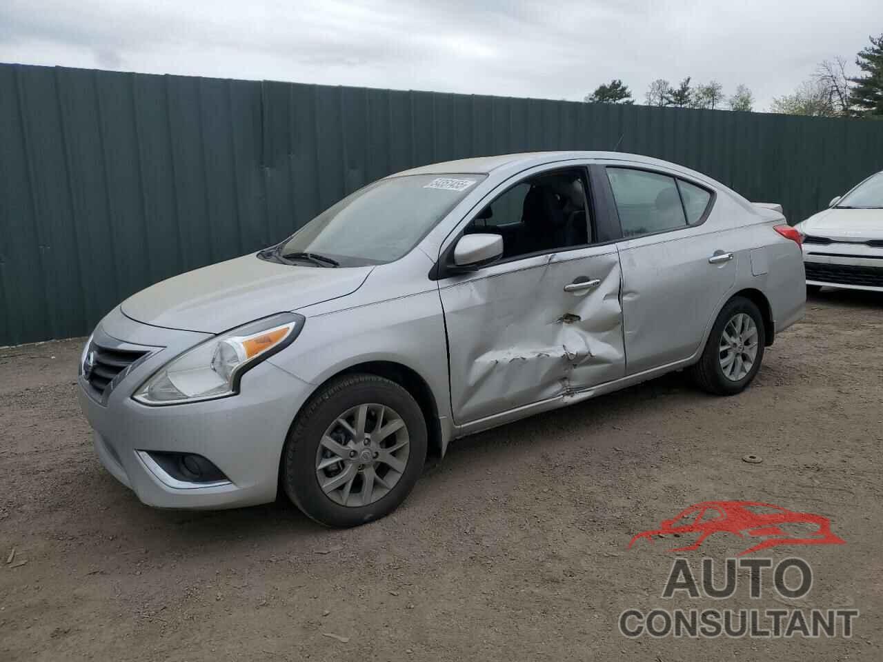 NISSAN VERSA 2019 - 3N1CN7AP4KL820738