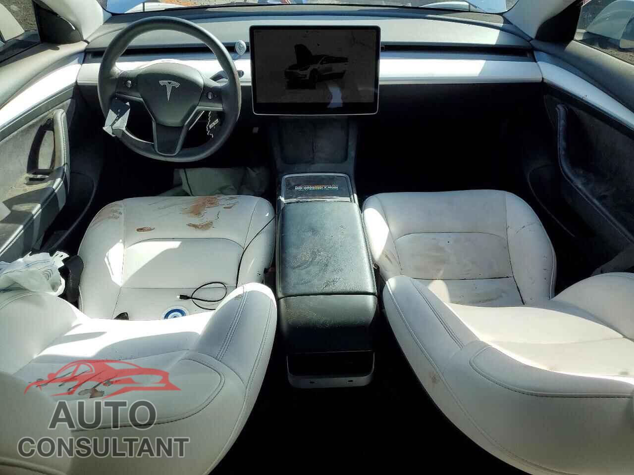 TESLA MODEL 3 2023 - 5YJ3E1EA8PF565890