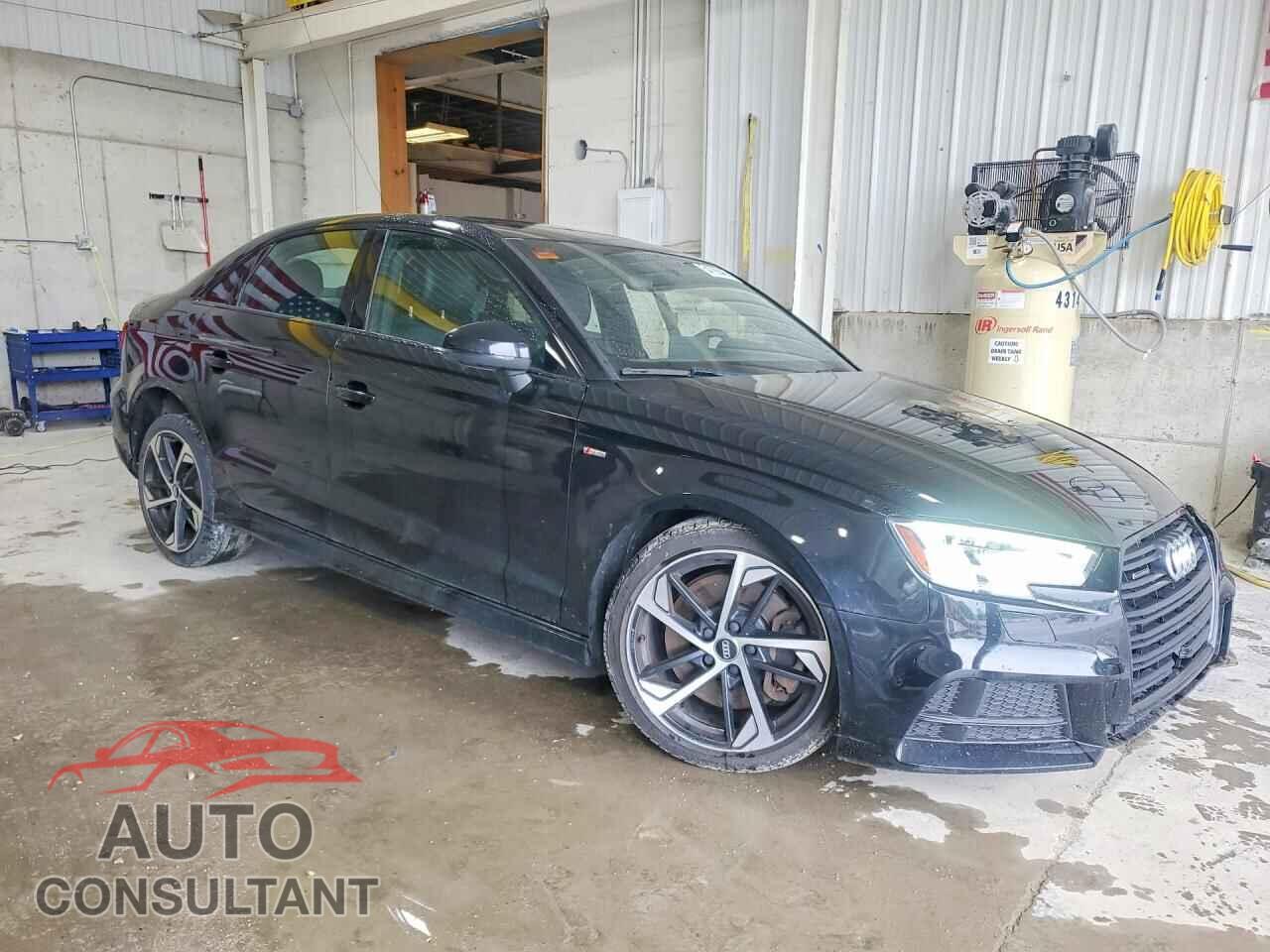 AUDI A3 2020 - WAUBEGFF4LA032797