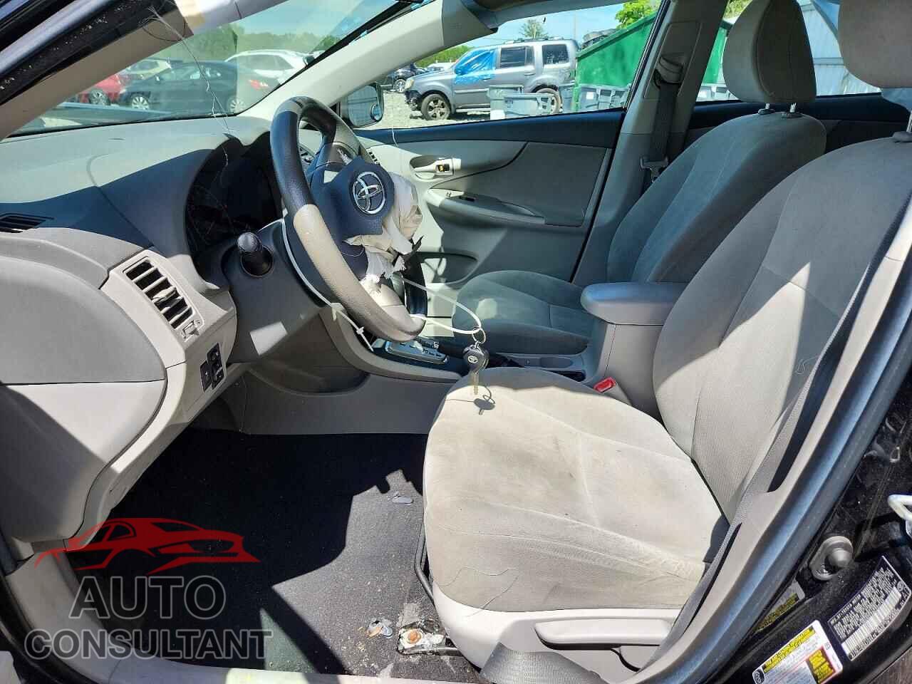 TOYOTA COROLLA 2010 - 2T1BU4EEXAC320748