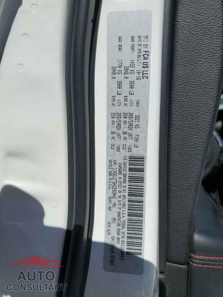 DODGE DURANGO 2017 - 1C4SDJCT6HC692042