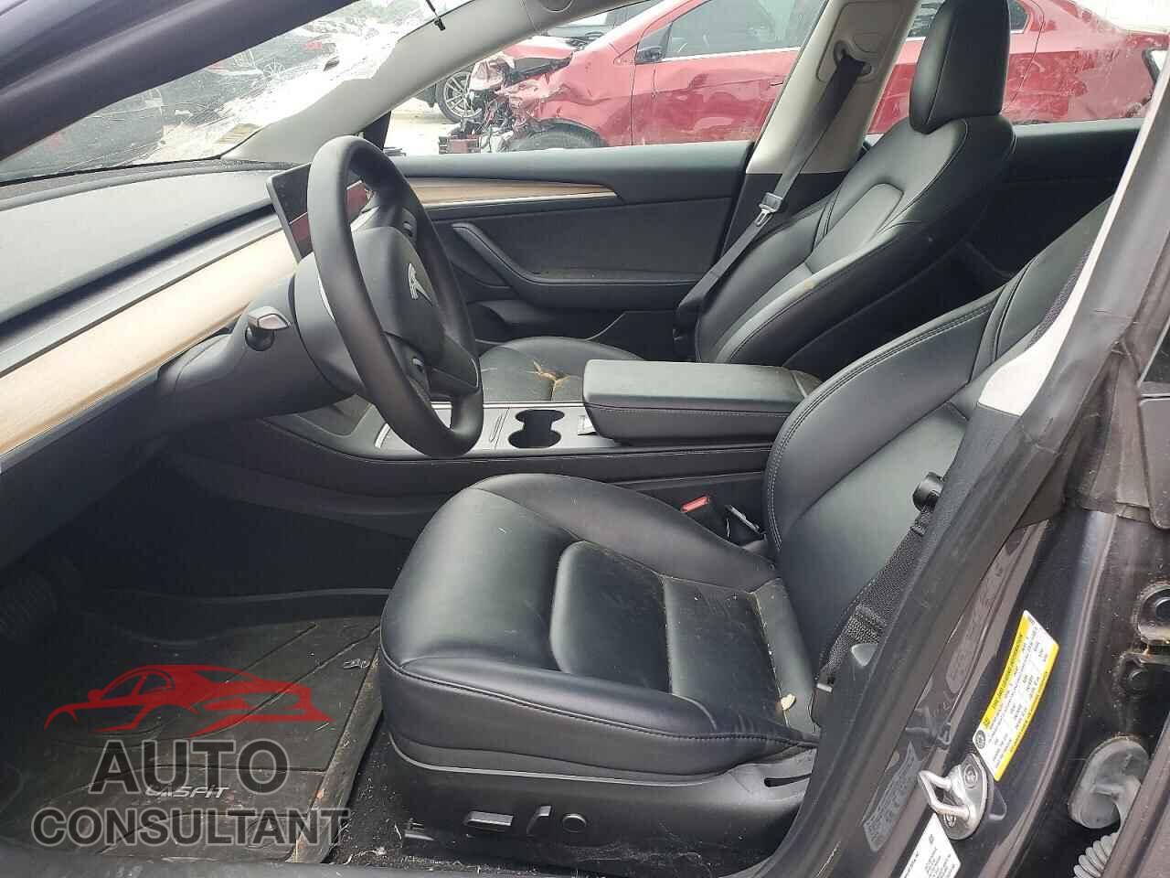 TESLA MODEL 3 2023 - 5YJ3E1EA0PF696067