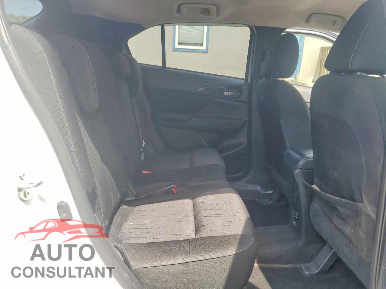 MITSUBISHI ECLIPSE 2018 - JA4AT5AAXJZ038486