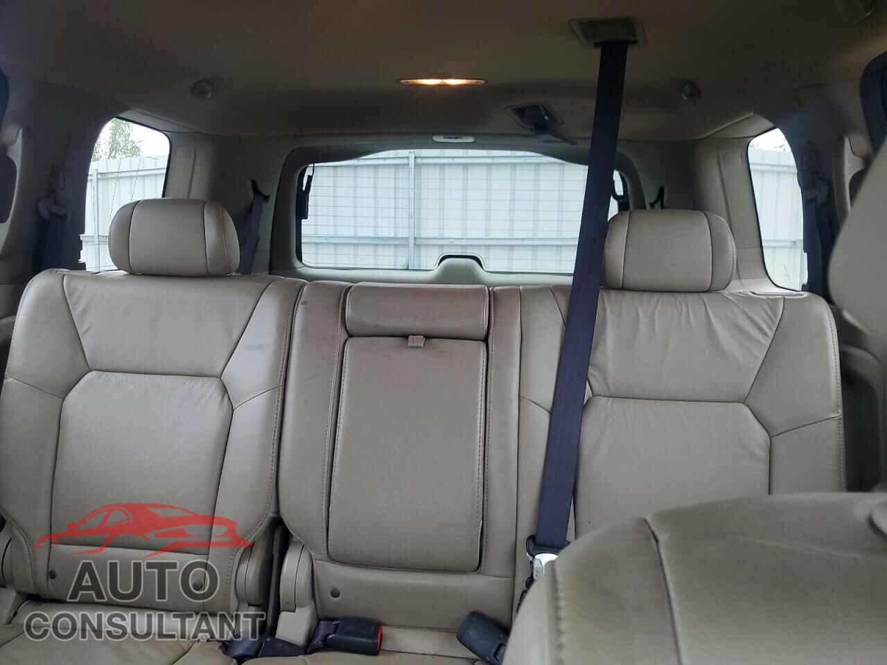 HONDA PILOT 2011 - 5FNYF4H57BB026382