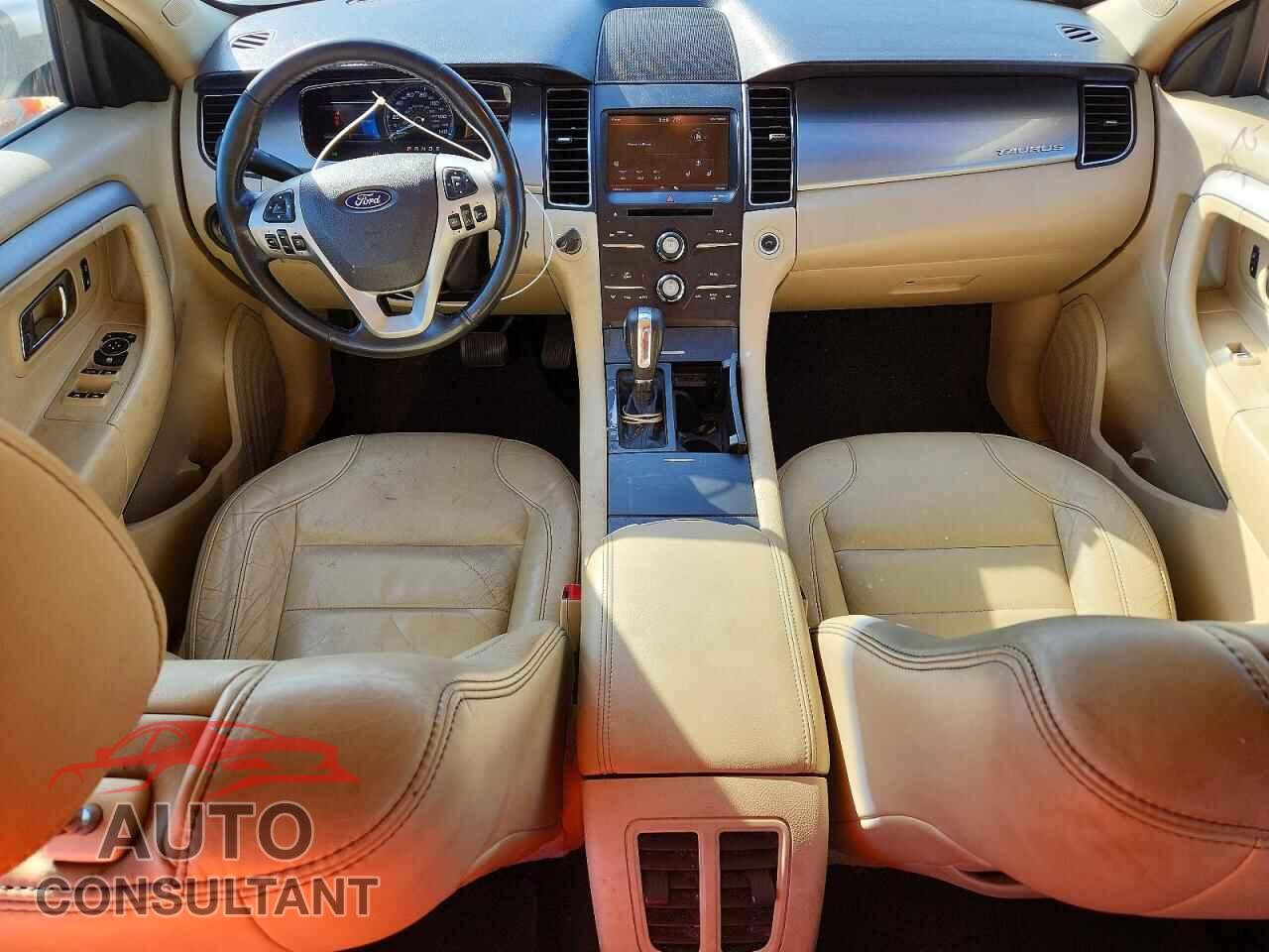 FORD TAURUS 2013 - 1FAHP2E85DG149516