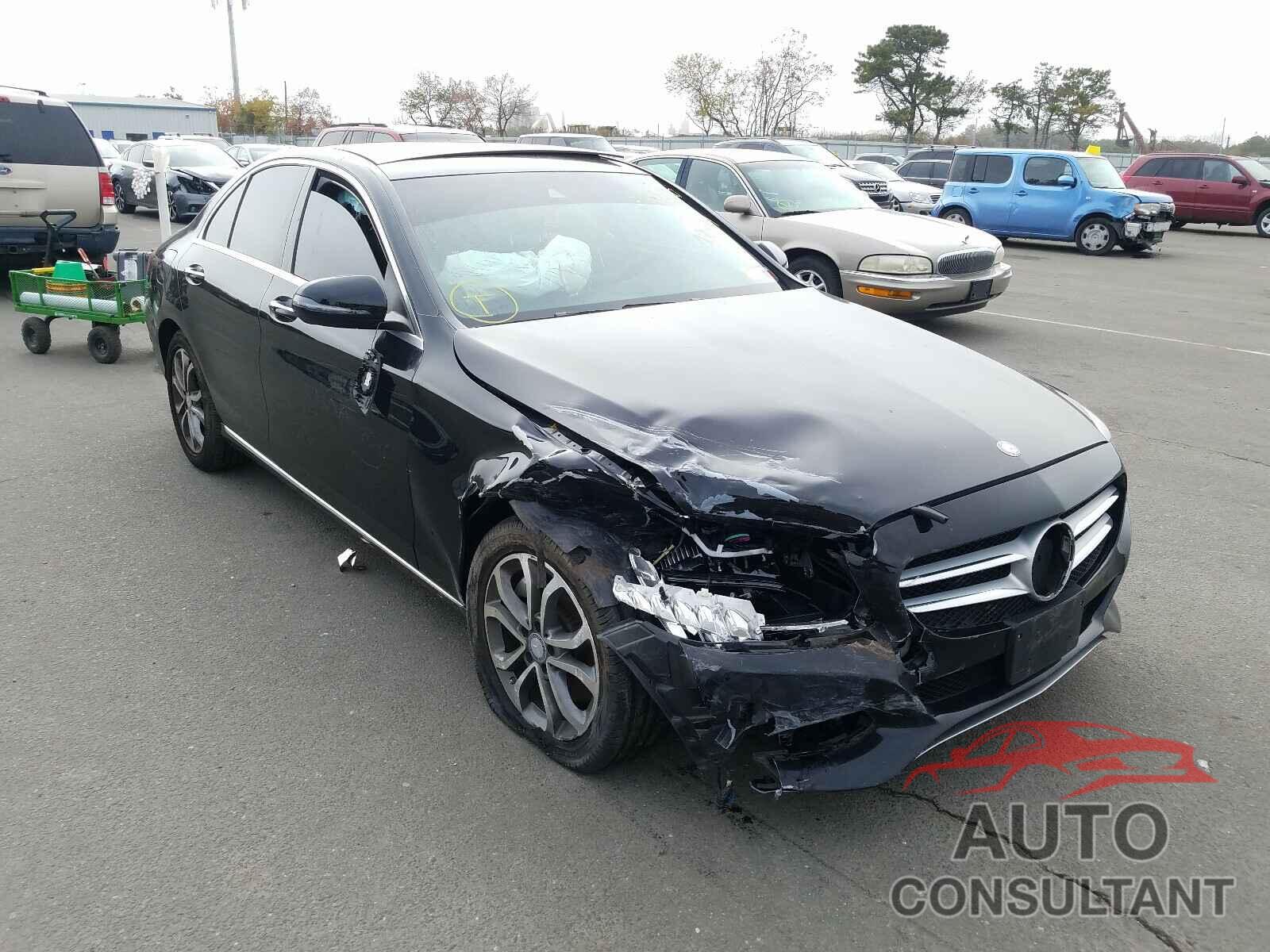 MERCEDES-BENZ C CLASS 2016 - 55SWF4KB8GU115499