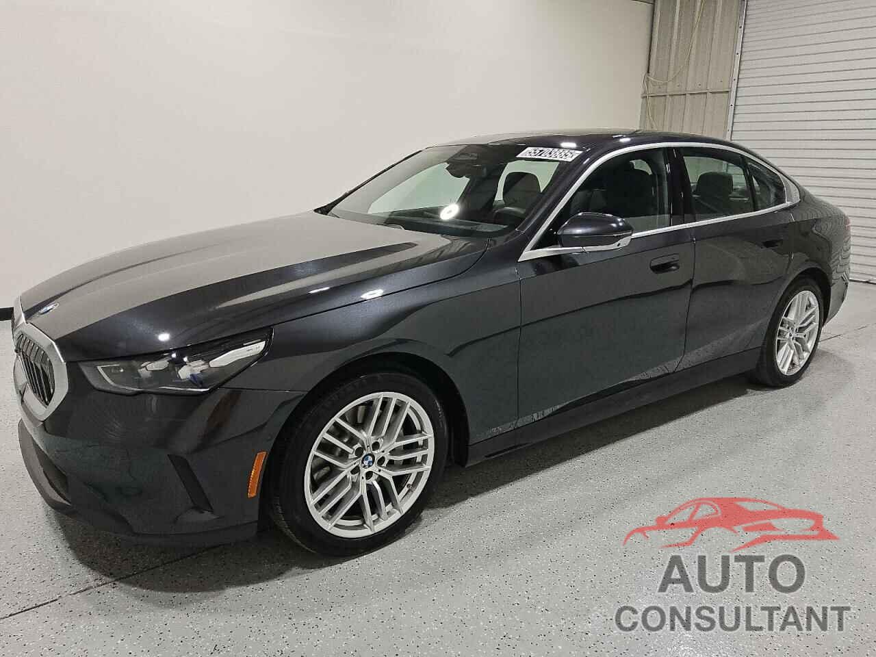 BMW 5 SERIES 2024 - WBA43FJ06RCR45246