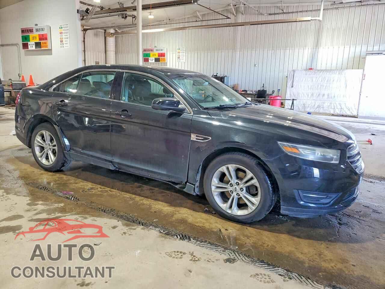 FORD TAURUS 2015 - 1FAHP2E85FG122075