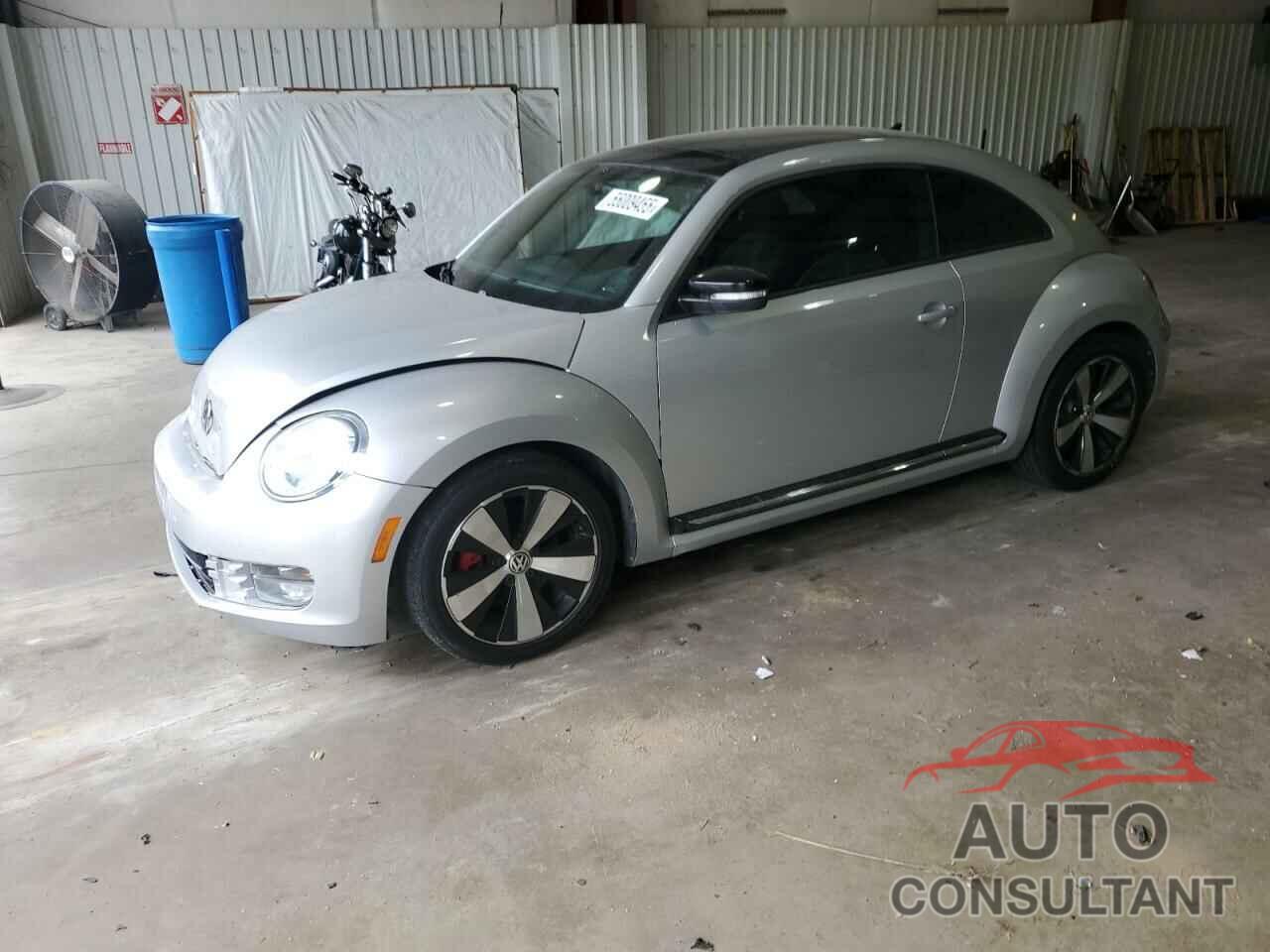 VOLKSWAGEN BEETLE 2012 - 3VWV67AT1CM663839