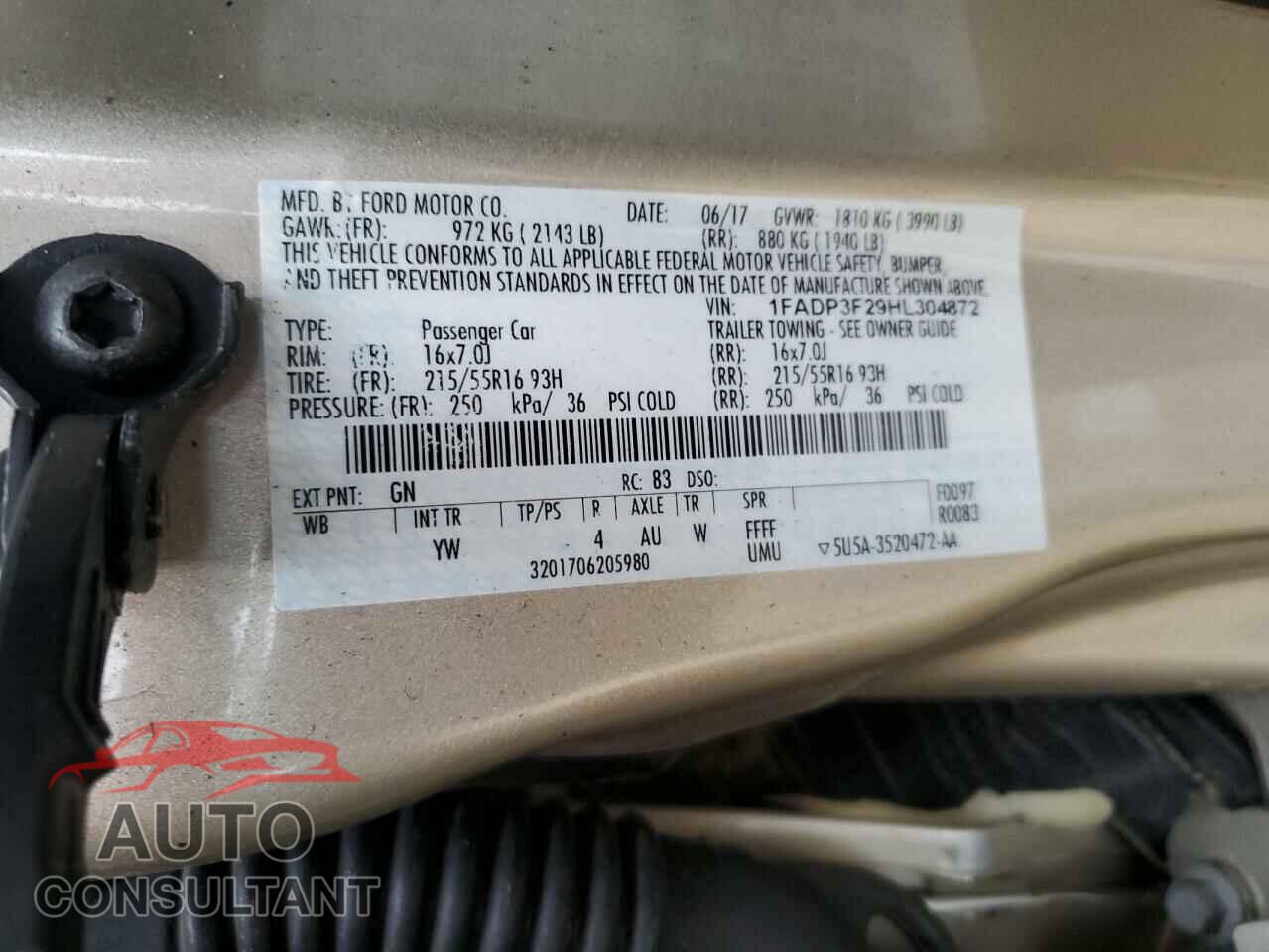 FORD FOCUS 2017 - 1FADP3F29HL304872