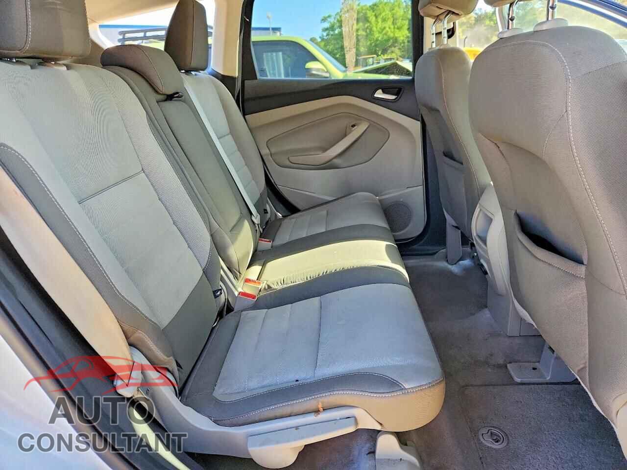 FORD ESCAPE 2013 - 1FMCU0GX2DUA30390