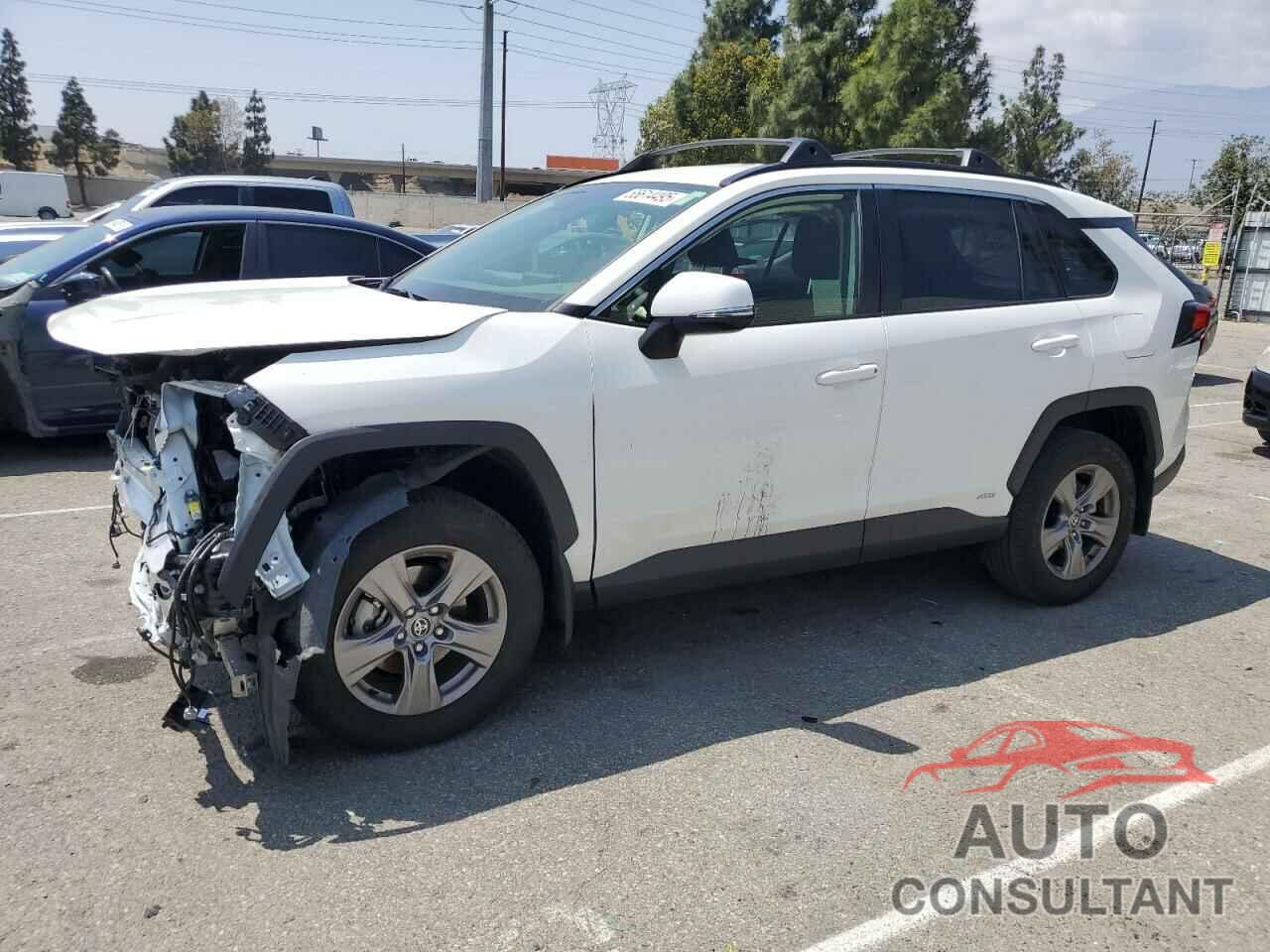 TOYOTA RAV4 2024 - JTMMWRFV8RD256447