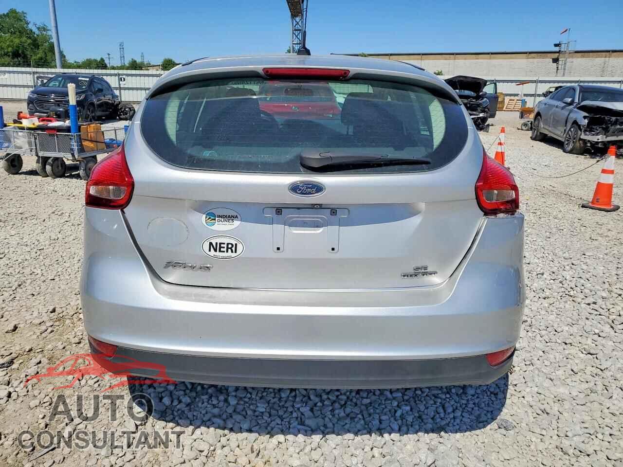 FORD FOCUS 2016 - 1FADP3K21GL364472