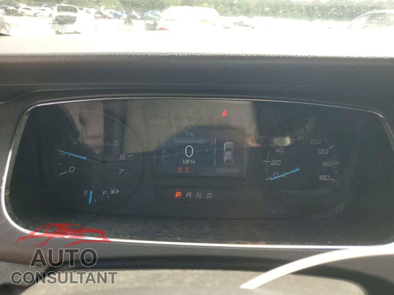 FORD TAURUS 2018 - 1FAHP2MK6JG123886