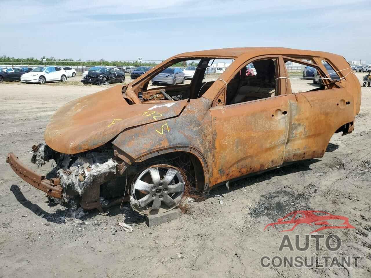 KIA SORENTO 2013 - 5XYKTDA66DG332521