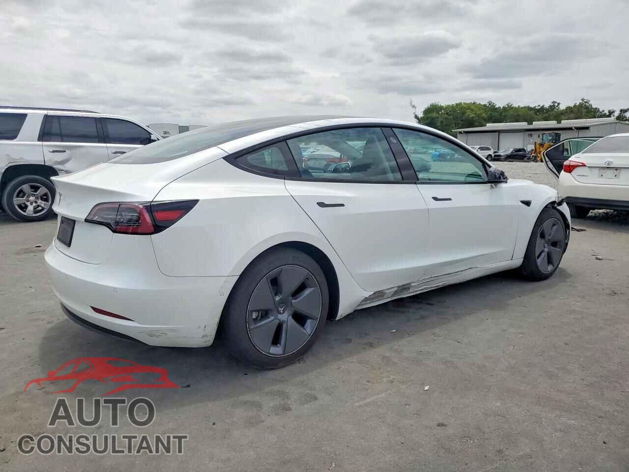 TESLA MODEL 3 2021 - 5YJ3E1EA5MF084314