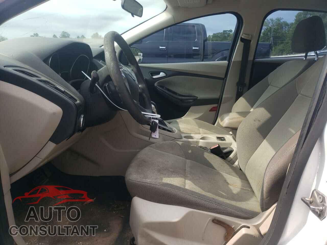 FORD FOCUS 2012 - 1FAHP3F29CL381140