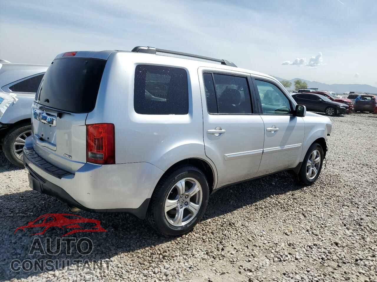HONDA PILOT 2013 - 5FNYF4H54DB042591