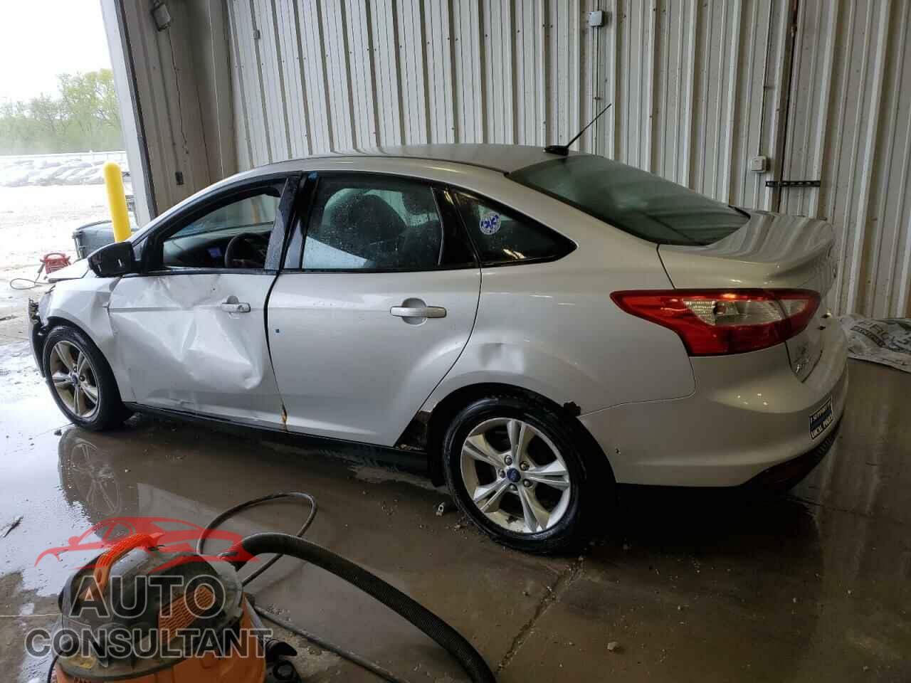 FORD FOCUS 2013 - 1FADP3F25DL210580
