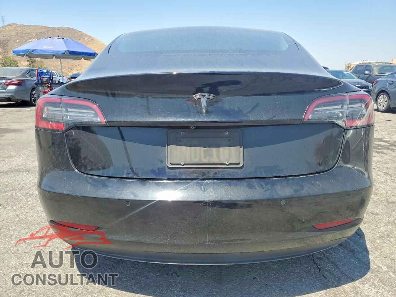 TESLA MODEL 3 2020 - 5YJ3E1EA5LF613307