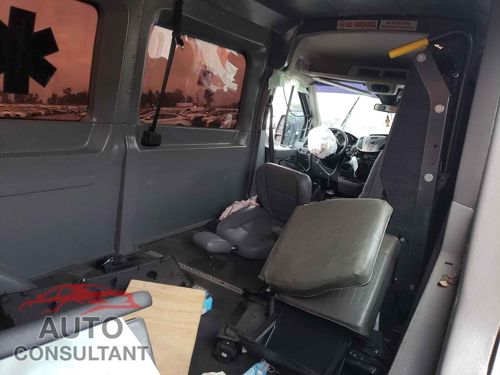 FORD TRANSIT CO 2017 - 1FTYE2CM7HKB42828