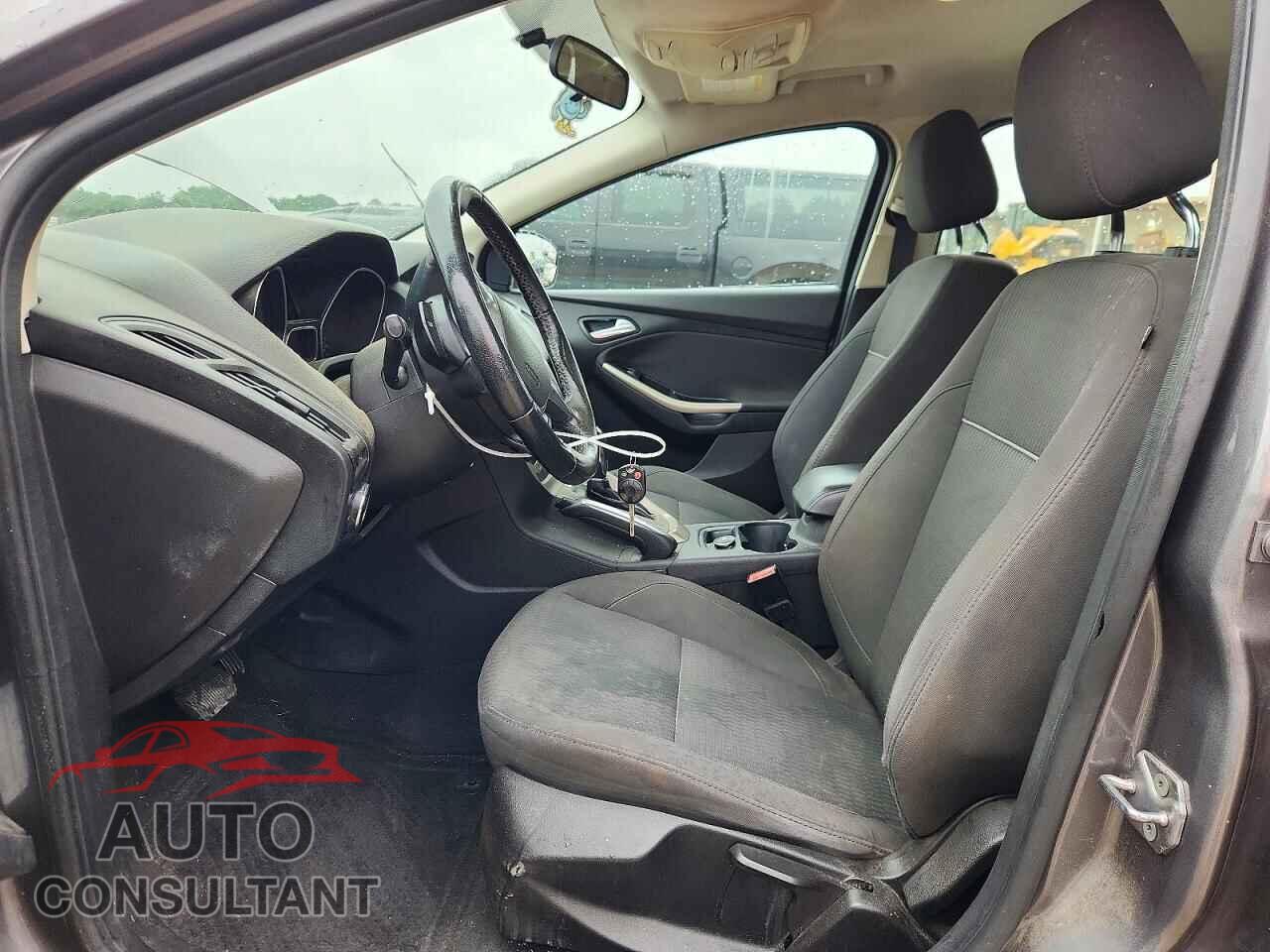 FORD FOCUS 2012 - 1FAHP3H28CL308337