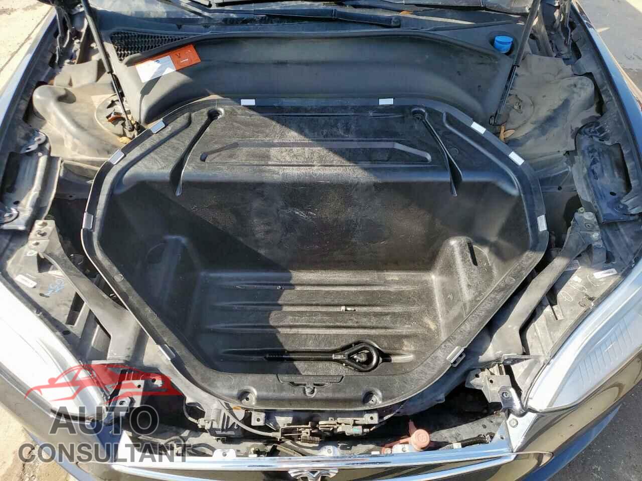 TESLA MODEL S 2015 - 5YJSA1H24FF080141