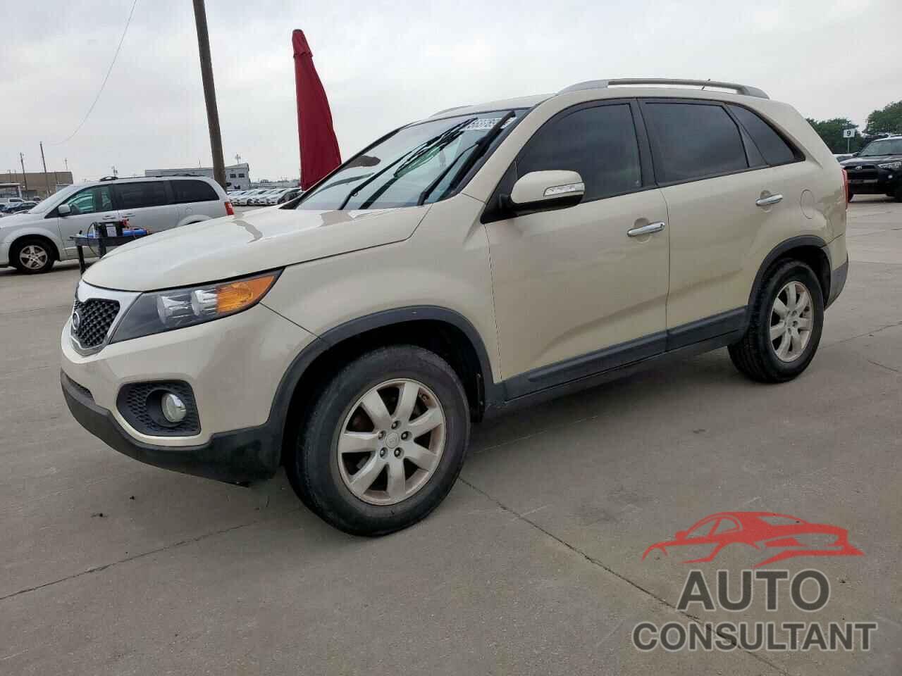 KIA SORENTO 2011 - 5XYKT4A16BG051501
