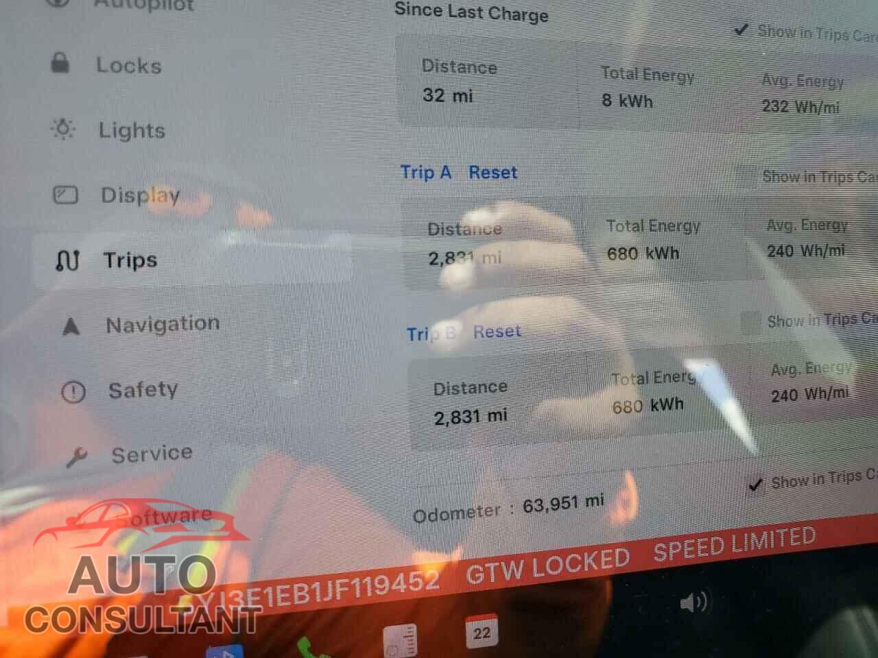 TESLA MODEL 3 2018 - 5YJ3E1EB1JF119452