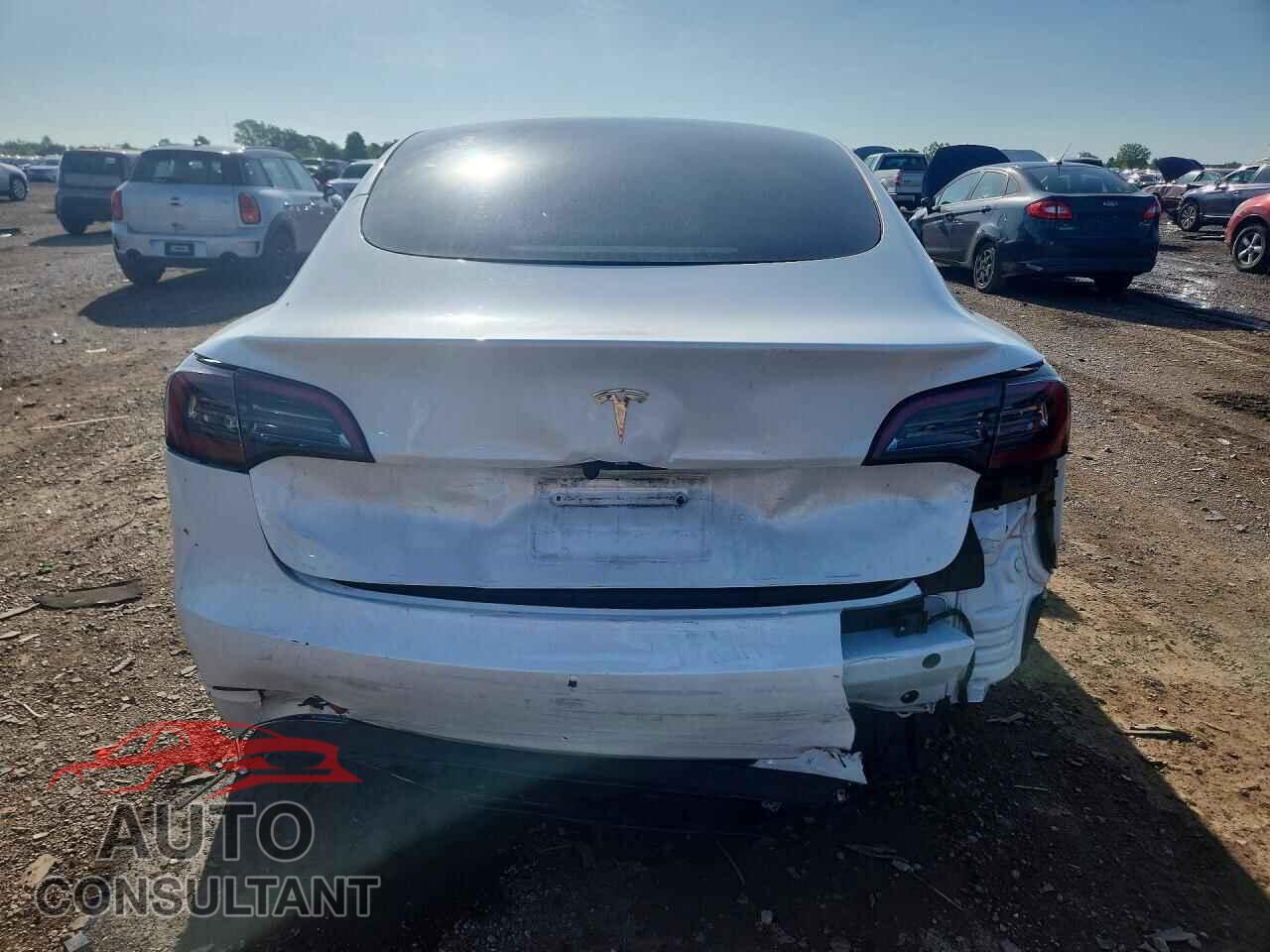 TESLA MODEL 3 2023 - 5YJ3E1EA8PF601982