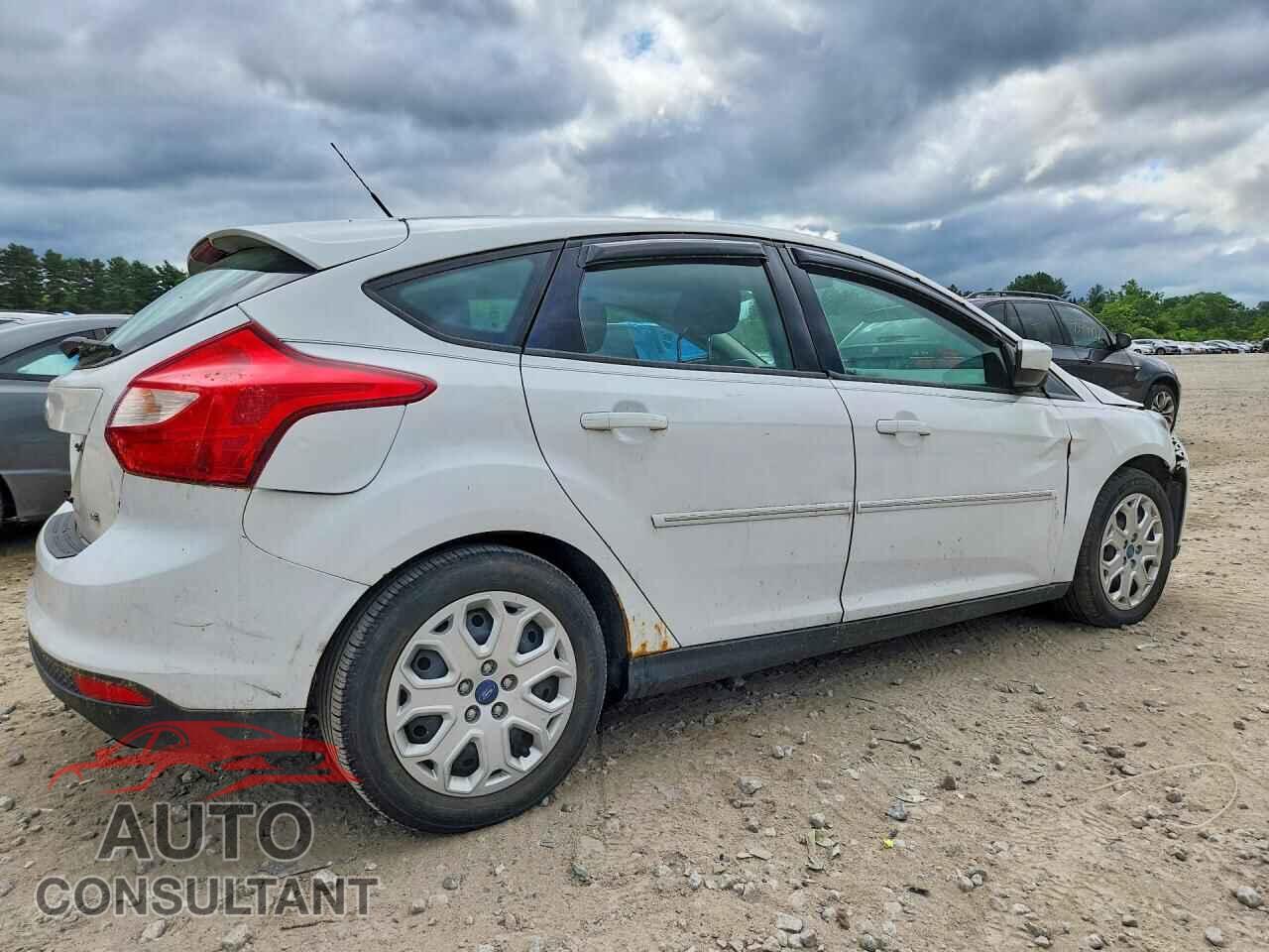 FORD FOCUS 2012 - 1FAHP3K21CL229097