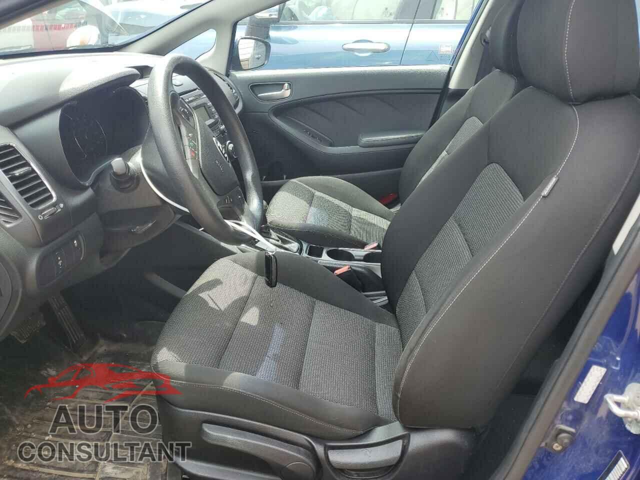 KIA FORTE 2017 - 3KPFK4A76HE044403