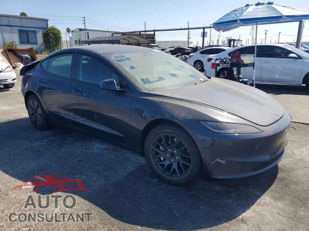 TESLA MODEL 3 2024 - 5YJ3E1EA2RF726169