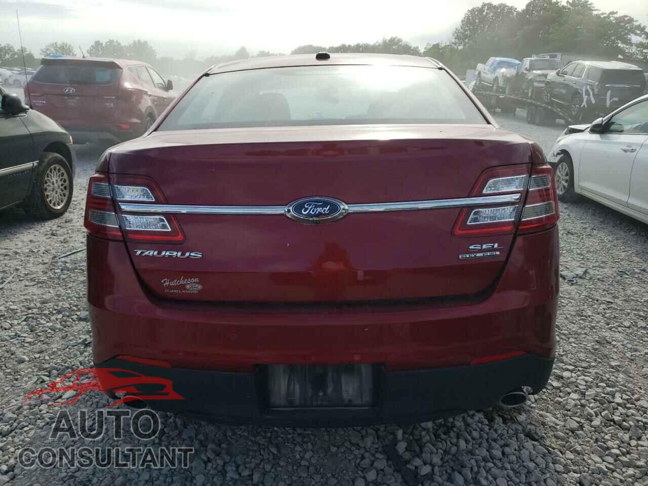 FORD TAURUS 2017 - 1FAHP2E80HG122584