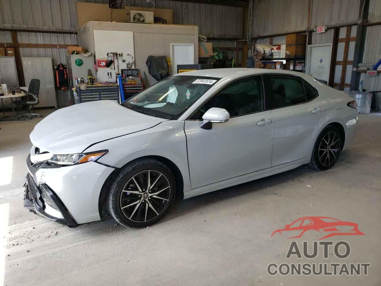 TOYOTA CAMRY 2023 - 4T1G11AK0PU137164