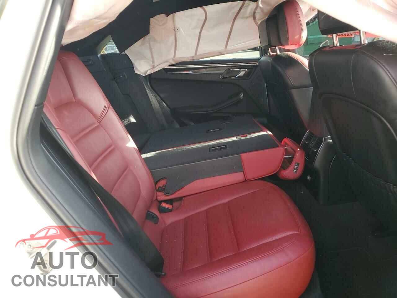 PORSCHE MACAN 2016 - WP1AB2A50GLB44644