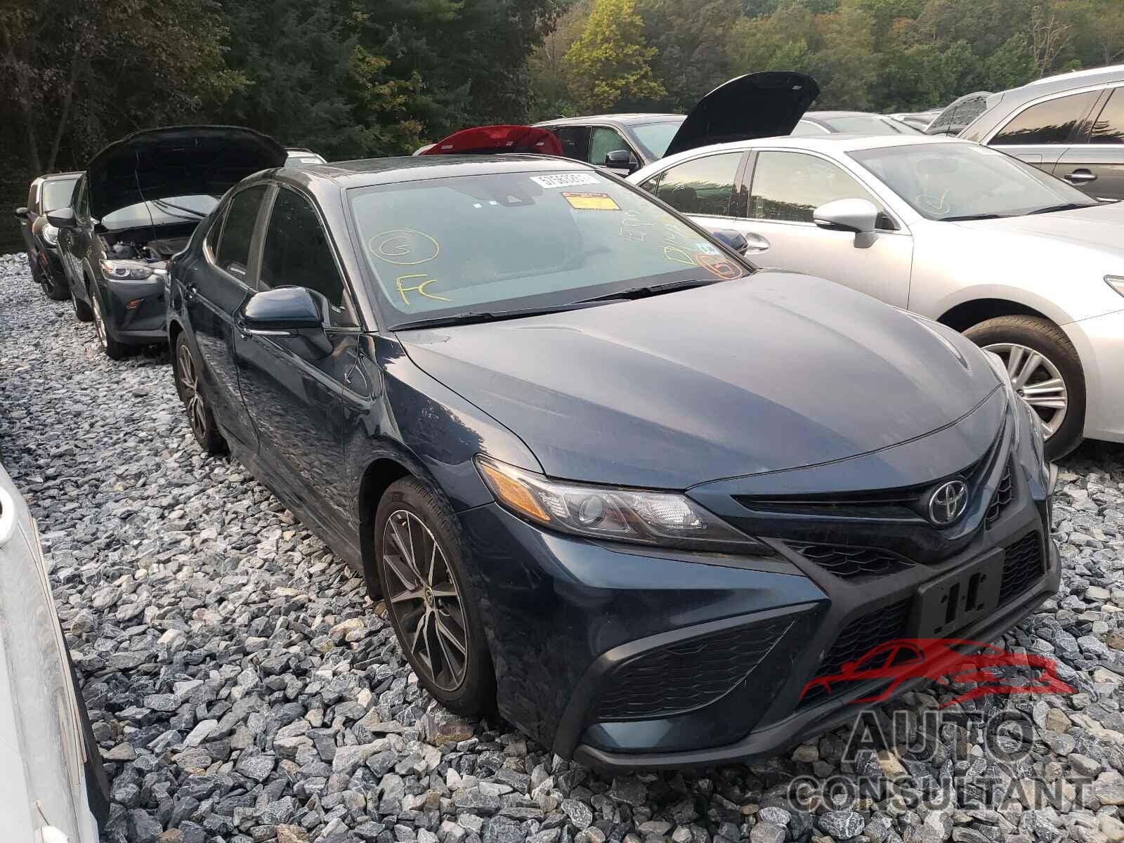 TOYOTA CAMRY 2021 - 4T1T11AK8MU578051