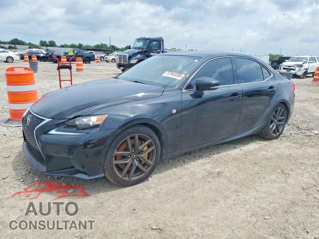 LEXUS IS 2014 - JTHCE1D29E5001026