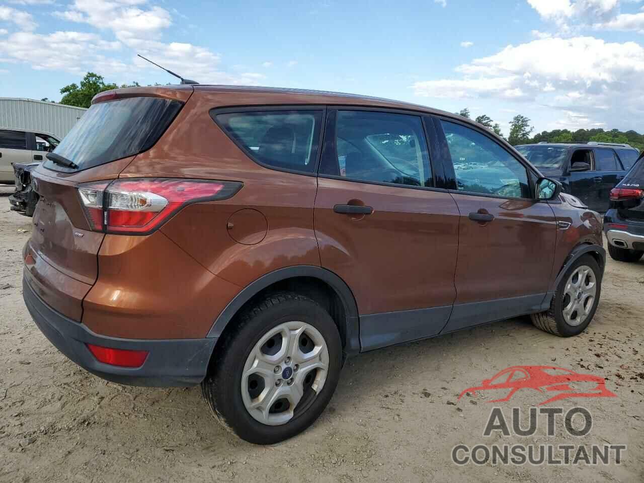 FORD ESCAPE 2017 - 1FMCU0F76HUB13019