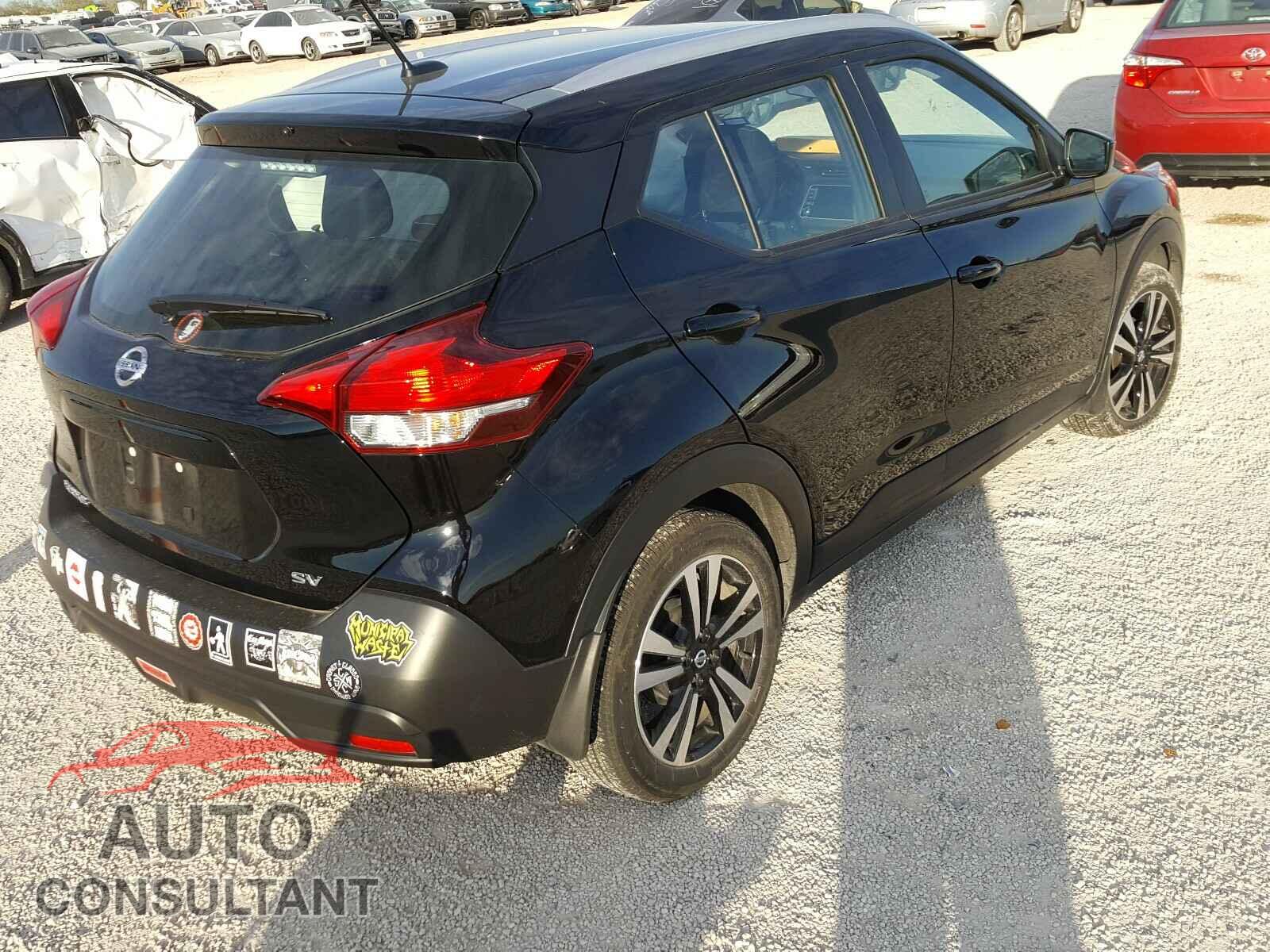NISSAN KICKS 2019 - 3N1CP5CU3KL557854